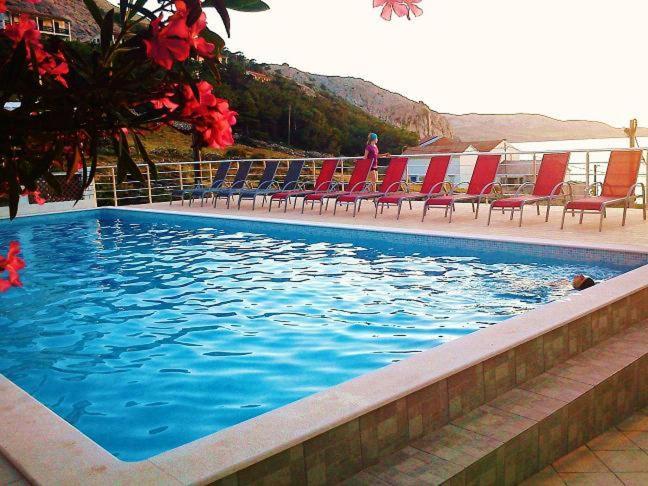 Kuca Pecine Bed & Breakfast Metajna Exterior foto